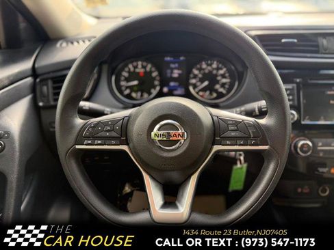 Used 2019 Nissan Rogue S AWD/4WD image 25
