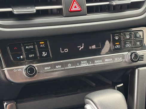 Used 2024 Kia Seltos SX AWD/4WD image 23