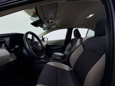 Used 2026 Toyota Corolla LE FWD image 6