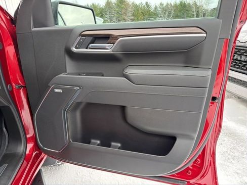 Used 2025 Chevrolet Silverado 1500 LT Trail Boss w/ Convenience Package II image 34