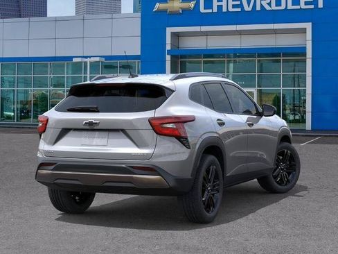 New 2026 Chevrolet Trax ACTIV FWD image 4