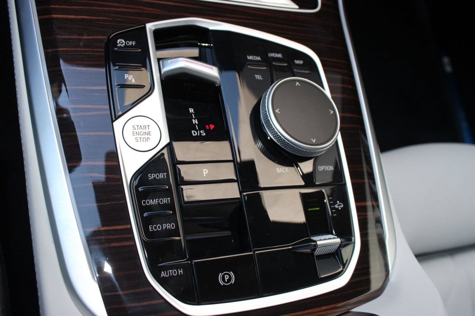Used 2026 BMW X5 sDrive40i RWD image 16