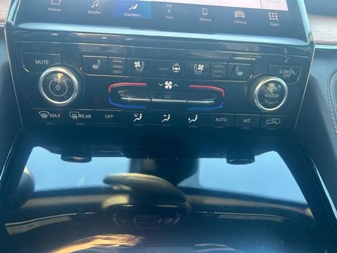 Used 2022 Jeep Grand Cherokee Summit image 25