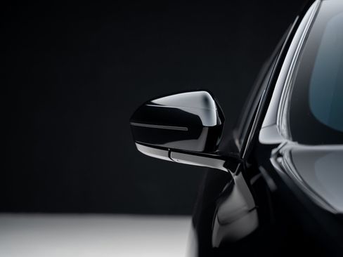 Used 2024 BMW i7 eDrive50 w/ M Sport Package image 13