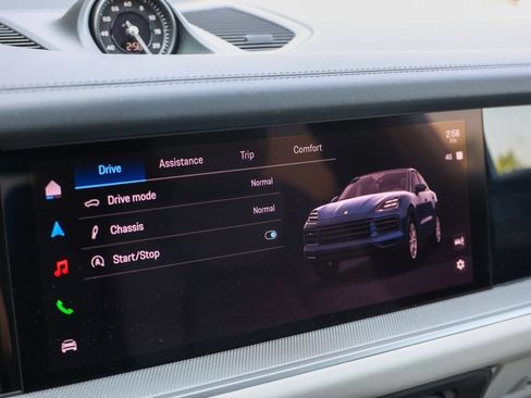 Certified 2026 Porsche Cayenne Coupe AWD/4WD image 47