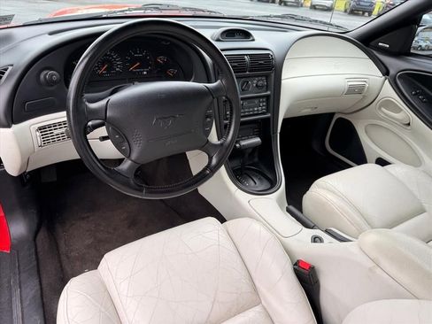 Used 1996 Ford Mustang GT RWD image 14