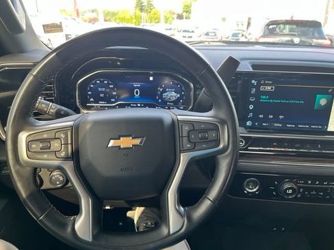 Used 2023 Chevrolet Silverado 1500 LT AWD/4WD image 14