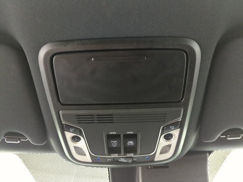 Certified 2025 Honda Ridgeline RTL image 31
