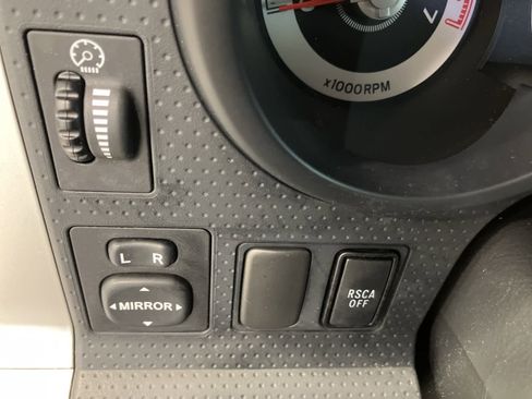 Used 2010 Toyota FJ Cruiser 4WD image 13