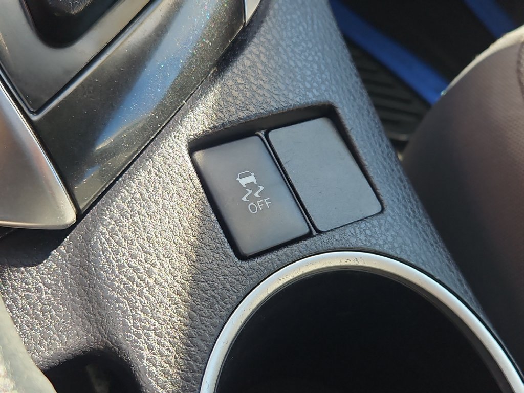 Used 2019 Toyota Corolla LE FWD image 16