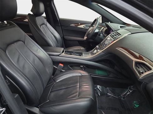 Used 2017 Lincoln MKZ Reserve w/ Technology Package image 10