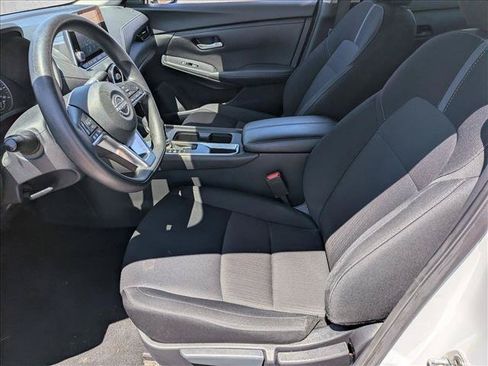 Used 2024 Nissan Sentra SV FWD image 14