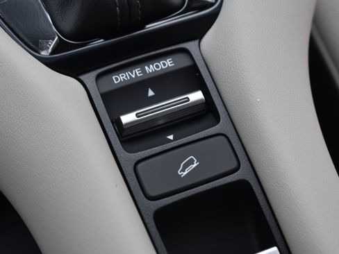 New 2027 Honda HR-V LX image 25