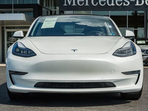 Used 2022 Tesla Model 3 Performance AWD/4WD image 2