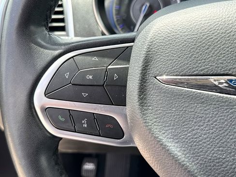 Used 2019 Chrysler 300 Touring L w/ Quick Order Package 22F RWD image 26