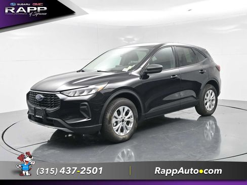Used 2025 Ford Escape Active AWD/4WD image 3