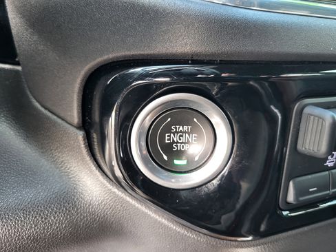 Used 2022 Chevrolet Silverado 1500 LT Trail Boss w/ LT Trail Boss Premium Package image 24