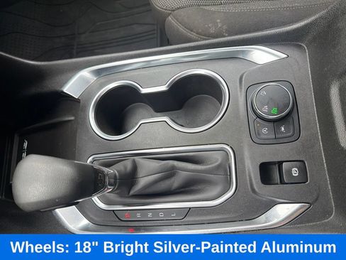 Used 2022 Chevrolet Traverse LT AWD/4WD image 19