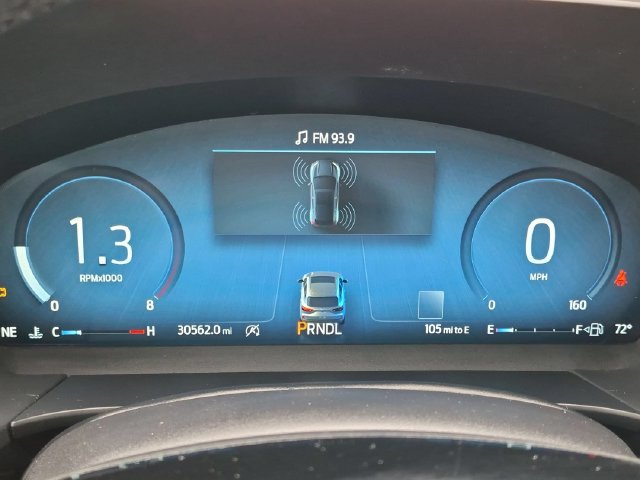 Used 2025 Ford Escape Platinum AWD/4WD image 11