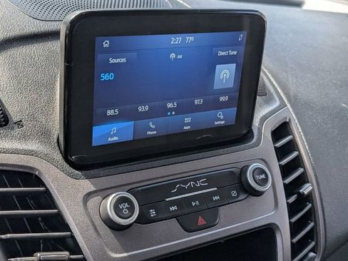 Used 2022 Ford Transit Connect XLT image 19