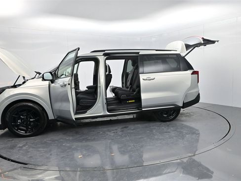 New 2026 Kia Carnival SX Prestige image 54