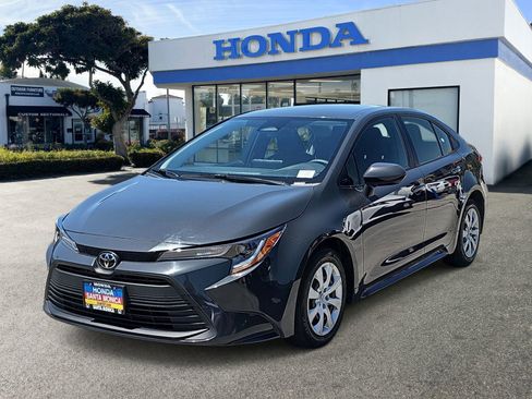 Used 2023 Toyota Corolla LE w/ Carpet Mat Package (TMS) FWD image 1