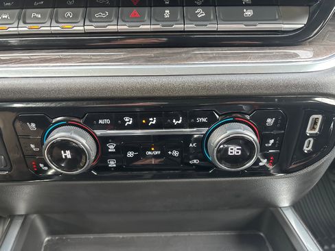 Used 2025 Chevrolet Silverado 1500 LTZ w/ LTZ Premium Package image 22