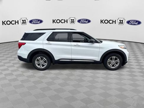Used 2020 Ford Explorer XLT w/ Equipment Group 202A AWD/4WD image 9