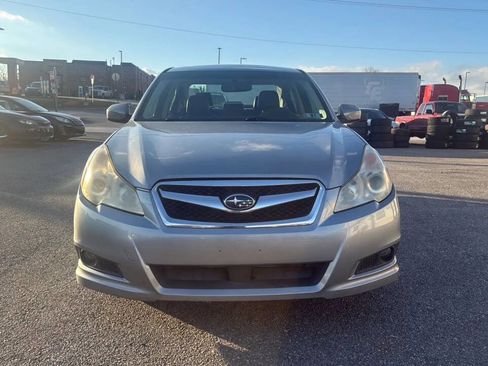 Used 2011 Subaru Legacy 3.6R Limited image 2