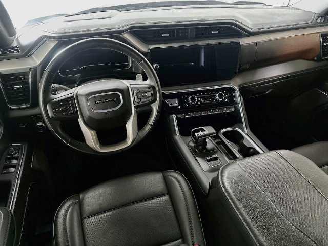 Used 2024 GMC Sierra 1500 Denali w/ Technology Package AWD/4WD image 33
