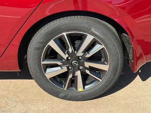 New 2025 Nissan Versa SV w/ Trunk Package image 8