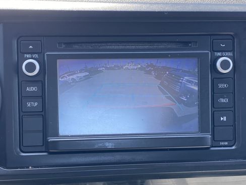 Used 2016 Toyota Tacoma SR RWD image 13