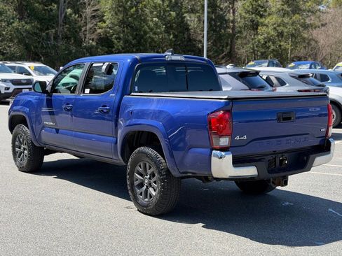 Used 2023 Toyota Tacoma SR5 AWD/4WD image 3