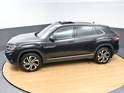 Used 2021 Volkswagen Atlas Cross Sport SEL Premium AWD/4WD image 48