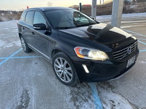 Used 2017 Volvo XC60 T5 Inscription w/ Preferred Option Package image 2