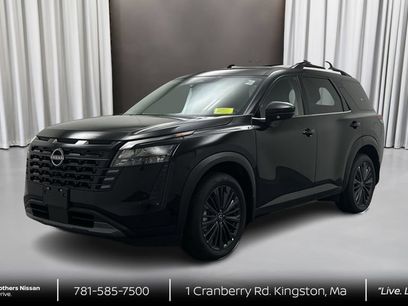 New 2026 Nissan Pathfinder SL w/ SL Premium Package