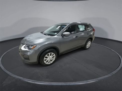 Used 2018 Nissan Rogue S image 4