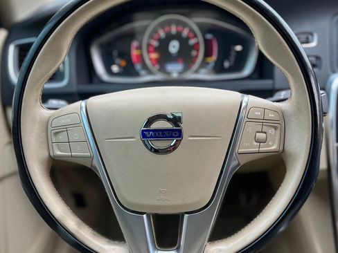 Used 2016 Volvo S60 T5 Premier FWD image 12