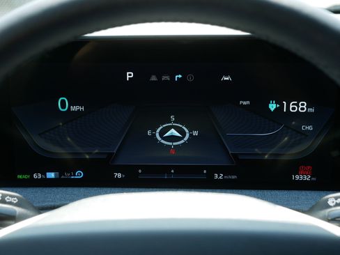 Certified 2024 Kia EV6 Wind w/ Wind Technology Package AWD/4WD image 21