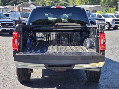 Used 2023 Ford F150 XLT image 25