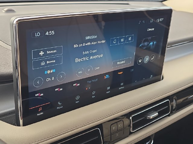 Certified 2023 Lincoln Nautilus AWD w/ Premium Package image 17