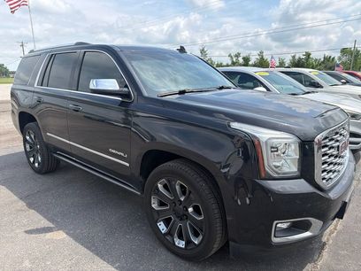 Used 2020 GMC Yukon Denali w/ Denali Ultimate Black Edition