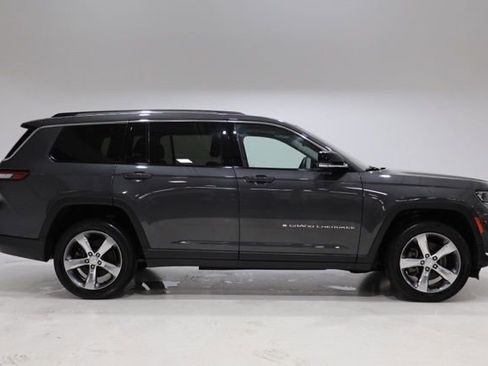 Used 2022 Jeep Grand Cherokee L Limited image 8