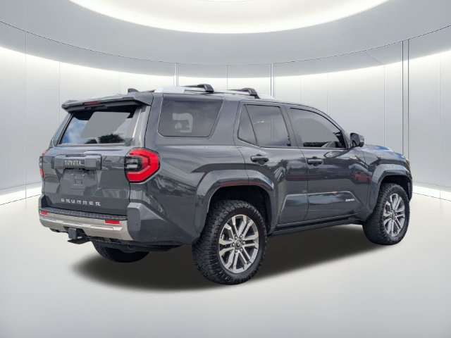 Used 2025 Toyota 4Runner Limited AWD/4WD image 6