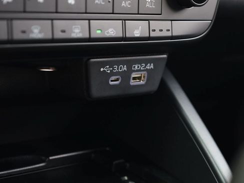 New 2026 Subaru Outback Limited AWD/4WD image 14