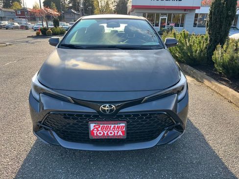Certified 2024 Toyota Corolla SE FWD image 3