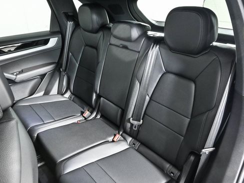 New 2025 Porsche Cayenne image 21