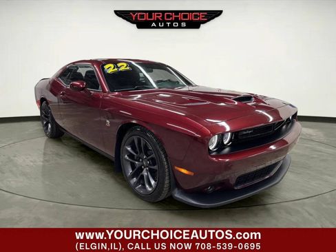 Used 2022 Dodge Challenger R/T Scat Pack w/ Driver Convenience Group RWD image 10