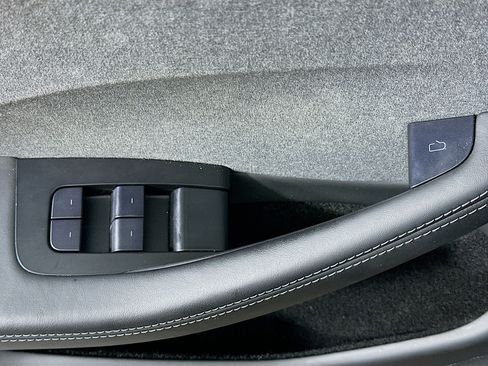 Used 2024 Tesla Model 3 RWD image 15