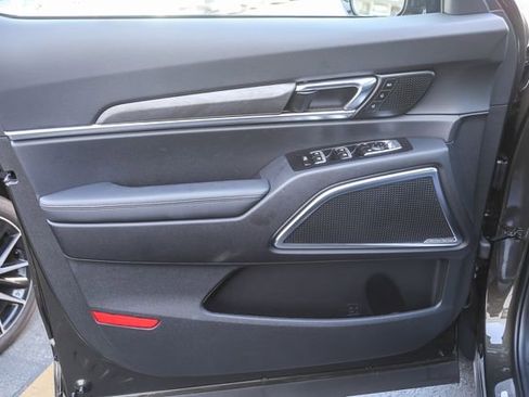 Used 2025 Kia Telluride SX Prestige X-Pro image 23